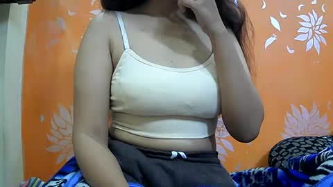 Snapshot of ishika_singh_ chatting on 02-07-25, 02:50 ishika_singh_ online show from 02-07-25, 02:50