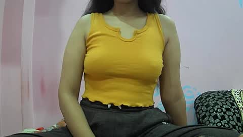 ishika_singh_ online show from 02-22-26, 02:02