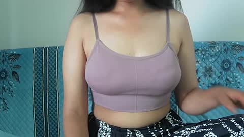 Snapshot of ishika_singh_ chatting on 06-23-26, 01:47 ishika_singh_ online show from 06-23-26, 01:47