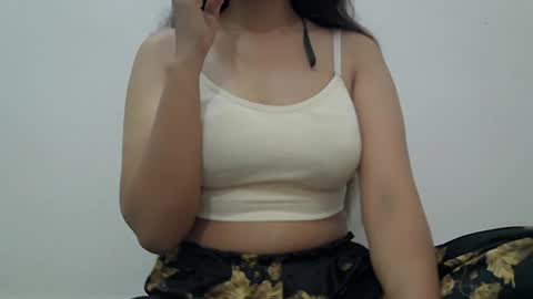 Snapshot of ishika_singh_ chatting on 07-11-26, 04:43 ishika_singh_ online show from 07-11-26, 04:43
