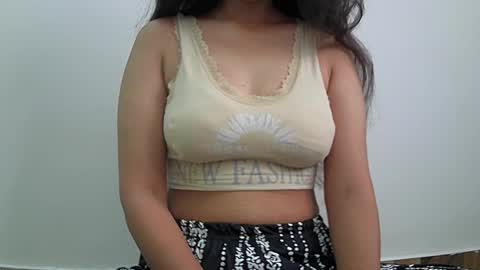 Snapshot of ishika_singh_ chatting on 07-13-26, 02:14 ishika_singh_ online show from 07-13-26, 02:14