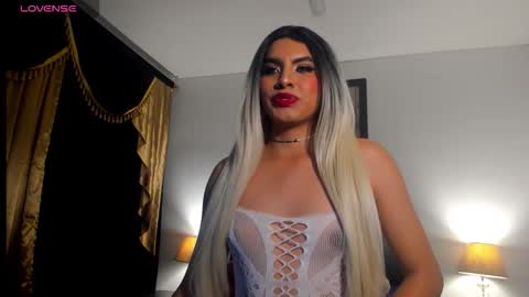 isis_shine online show from 09-23-25, 12:52