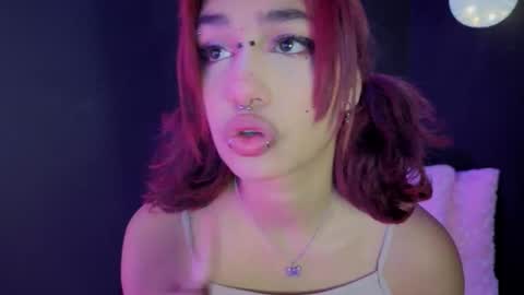 Snapshot of isisjones18 chatting on 09-11-25, 03:50 Isisjones18 online show from 09-11-25, 03:50