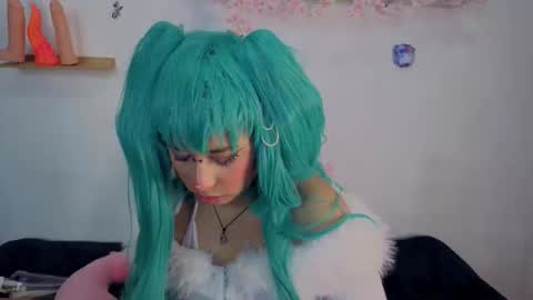 Snapshot of isisjones18 chatting on 10-31-25, 11:44 Isisjones18 online show from 10-31-25, 11:44