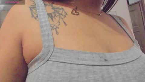 Snapshot of isiss_goddess chatting on 01-06-25, 07:24 Isis Independent model online show from 01-06-25, 07:24