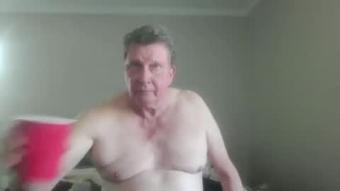 island625103 online show from 09-26-25, 07:07