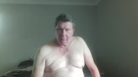 island625103 online show from 09-29-25, 05:18