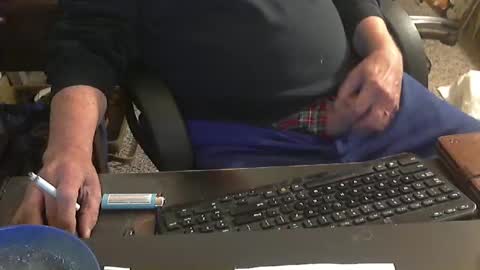 Snapshot of islandduke chatting on 12-06-24, 02:35 Duke online show from 12-06-24, 02:35