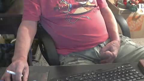 Snapshot of islandduke chatting on 12-23-24, 11:57 Duke online show from 12-23-24, 11:57