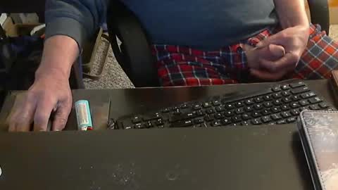 Snapshot of islandduke chatting on 01-19-25, 08:30 Duke online show from 01-19-25, 08:30