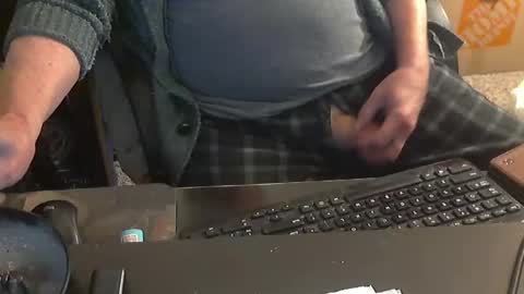 Snapshot of islandduke chatting on 02-23-25, 11:58 Duke online show from 02-23-25, 11:58