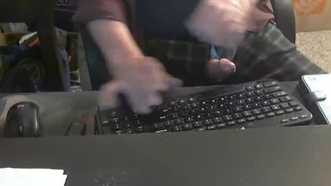 Snapshot of islandduke chatting on 10-13-25, 02:39 Duke online show from 10-13-25, 02:39