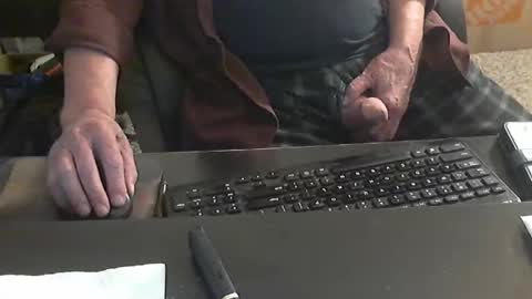 Snapshot of islandduke chatting on 10-14-25, 11:16 Duke online show from 10-14-25, 11:16