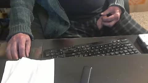 Snapshot of islandduke chatting on 11-22-25, 11:53 Duke online show from 11-22-25, 11:53