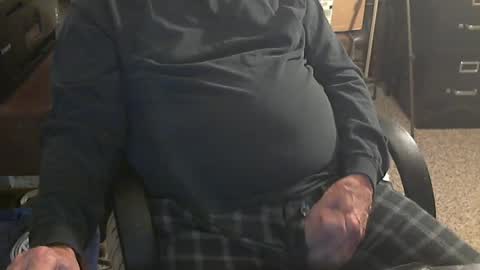 Snapshot of islandduke chatting on 05-22-26, 01:06 Duke online show from 05-22-26, 01:06