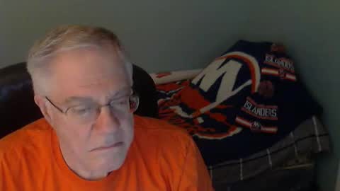 islesman22 online show from 04-12-26, 02:16
