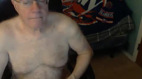 islesman22 online show from 04-15-26, 09:27