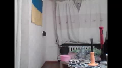 Snapshot of isnuiu chatting on 01-10-26, 06:09 GayOrgy online show from 01-10-26, 06:09