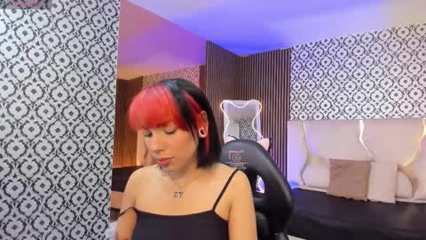 Issa online show from 02-08-26, 03:21