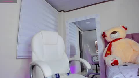 Isa  online show from 01-23-25, 08:15