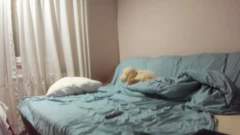 Issabelle online show from 02-05-26, 07:57