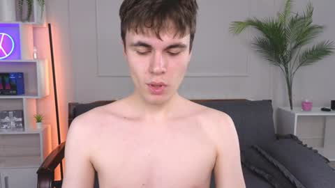 Maks online show from 01-17-25, 09:39