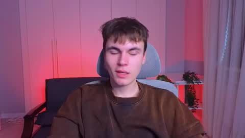 Maks online show from 01-27-25, 10:06