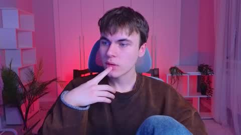 Maks online show from 01-30-25, 09:47