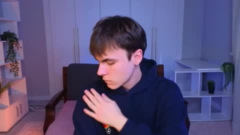 Maks online show from 02-07-25, 10:19