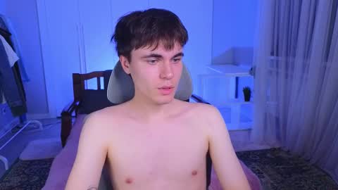 Maks online show from 02-18-25, 02:06