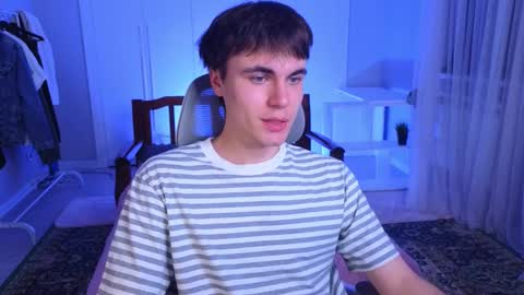 Maks online show from 02-21-25, 01:55