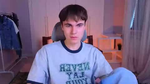 Maks online show from 02-22-25, 08:18