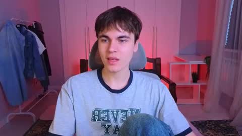 Maks online show from 02-26-25, 09:42