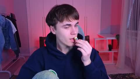 Maks online show from 02-27-25, 10:26