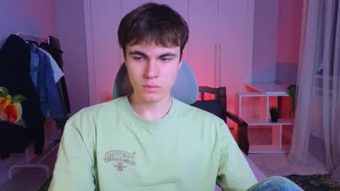 Maks online show from 02-28-25, 10:20