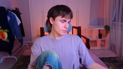 Maks online show from 03-07-25, 10:24