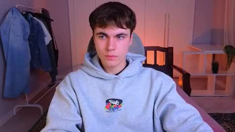 Maks online show from 03-11-25, 12:17