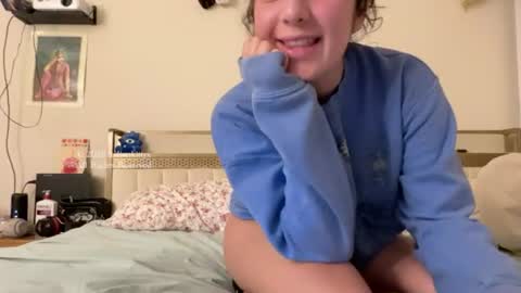 Snapshot of italiankittyx chatting on 06-24-26, 01:48 ItalianKitty online show from 06-24-26, 01:48
