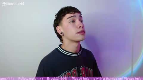 Snapshot of ithan_rose chatting on 10-26-25, 08:31 Ithan online show from 10-26-25, 08:31