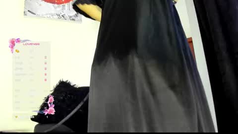 Snapshot of its__angelica_ chatting on 10-19-25, 08:20 Angelica online show from 10-19-25, 08:20