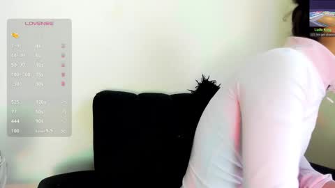 Snapshot of its__angelica_ chatting on 01-13-26, 06:24 Angelica online show from 01-13-26, 06:24