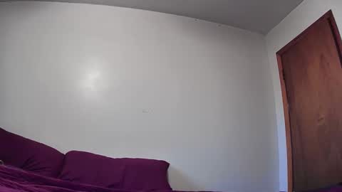 Its HoneyVex online show from 05-06-26, 03:28