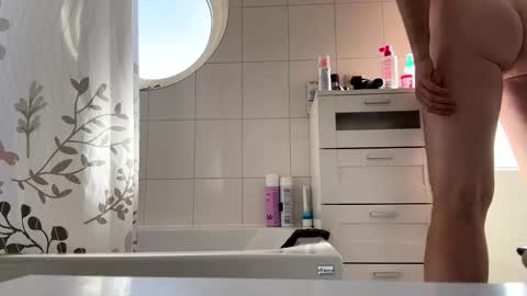 Dutch online show from 09-12-25, 02:50