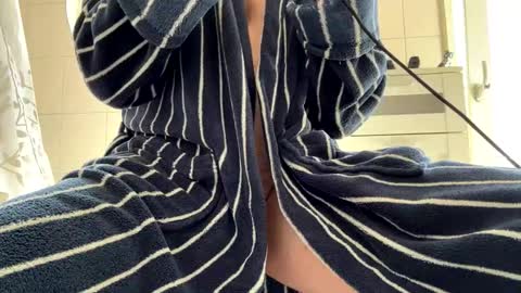 Dutch online show from 04-25-26, 10:29