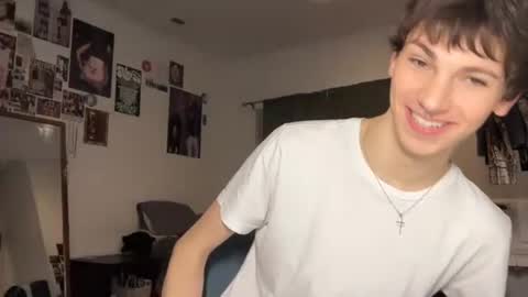 Rowan online show from 10-17-25, 01:42