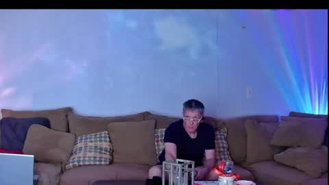 Snapshot of itsallaboutme68 chatting on 05-13-26, 07:39 Just John online show from 05-13-26, 07:39