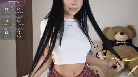 Snapshot of itsdevilcat chatting on 09-16-25, 07:37 Queen Liya online show from 09-16-25, 07:37