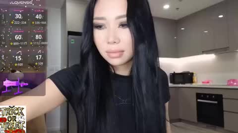 Snapshot of itsdevilcat chatting on 11-01-25, 09:39 Queen Liya online show from 11-01-25, 09:39