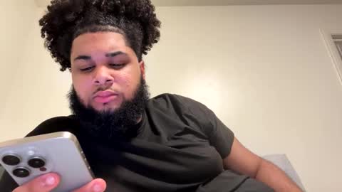 Snapshot of itsfentyheaux chatting on 09-24-25, 03:43 Chub Gooner online show from 09-24-25, 03:43