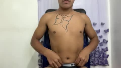 Snapshot of itsme_urboy chatting on 05-11-26, 09:15 itsme_urboy online show from 05-11-26, 09:15